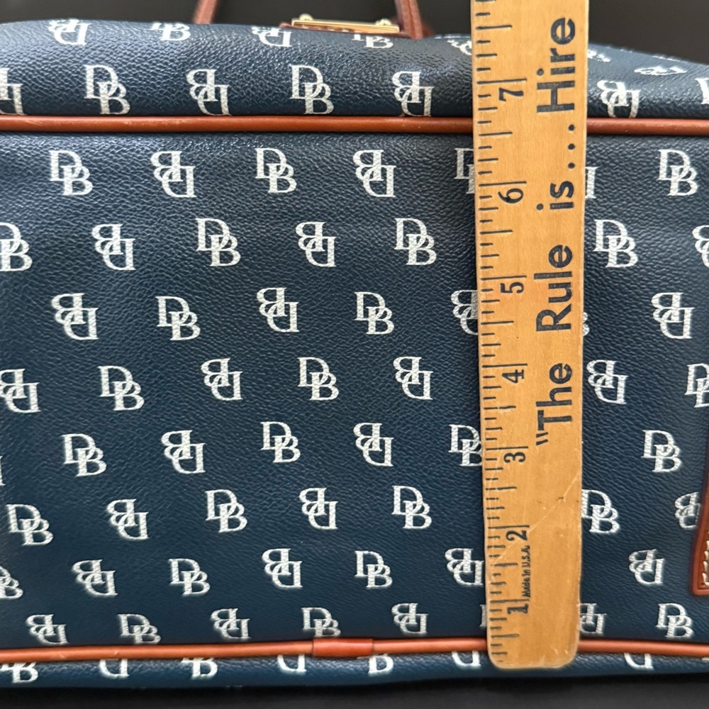 Dooney & Bourke Gretta Leisure Signature Monogram Navy Coated Canvas Large Tote - Picture 11 of 16